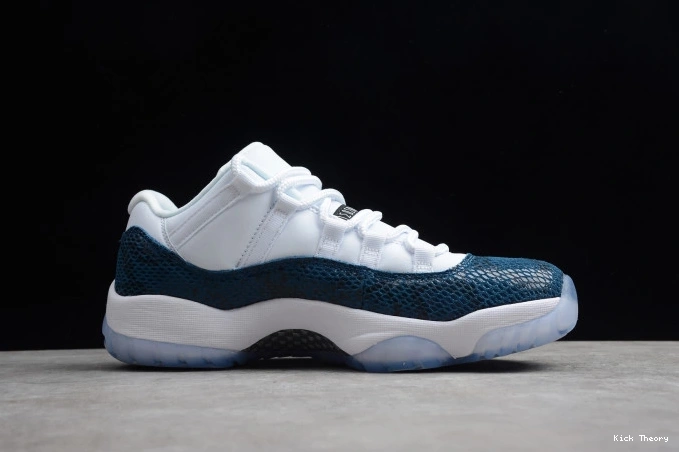 Kick Theory Jordan Snakeskin Navy Low CD6846-102 Air 11 Blue 0706